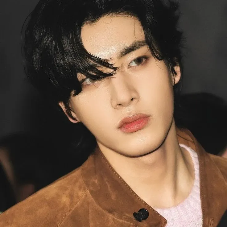 Foto terbaru Jake (ENHYPEN)