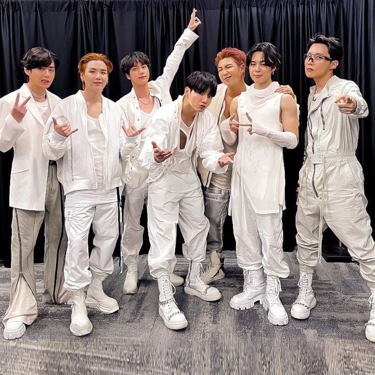 防弹少年团的幕后花絮