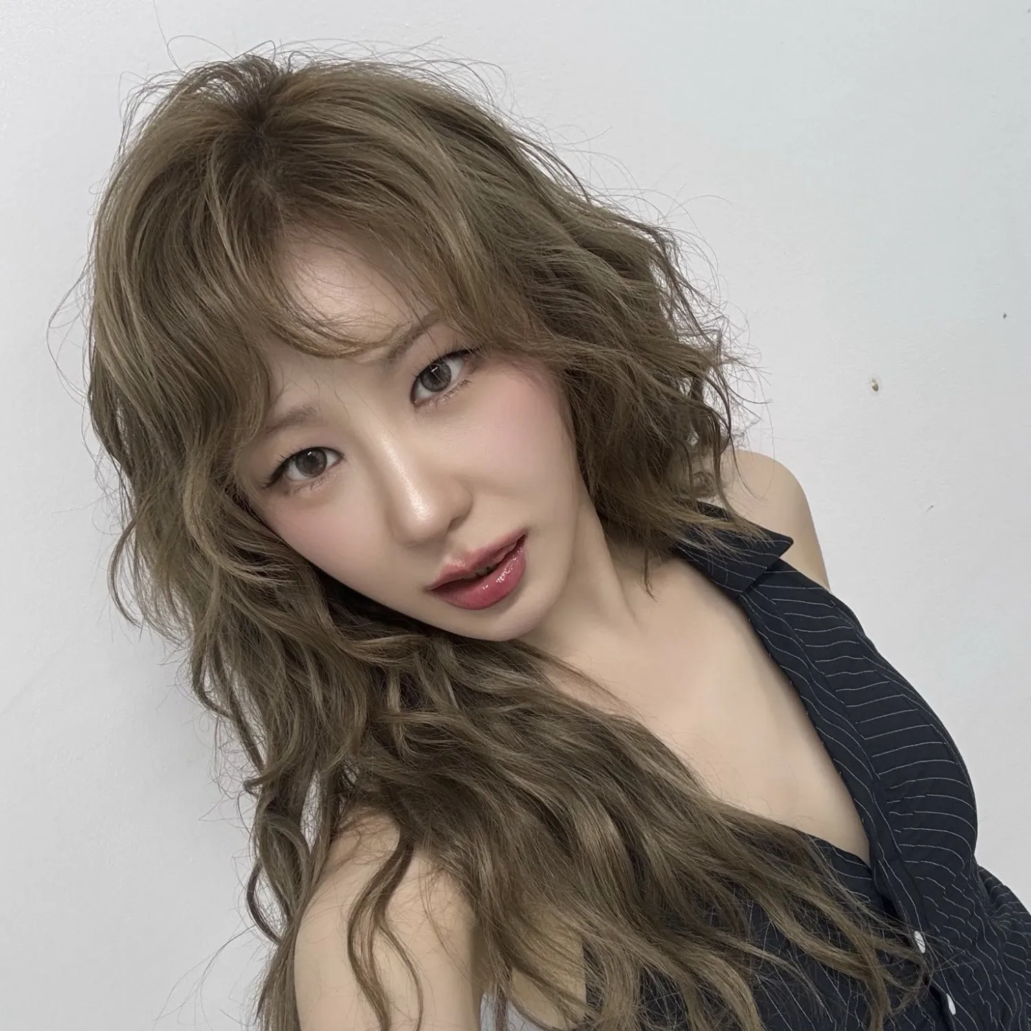 Recent activity shot of Lee Chaeyeon
