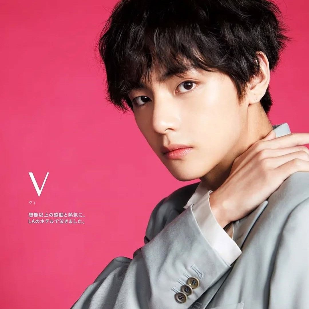 뷔 (방탄소년단) 최근 활동샷