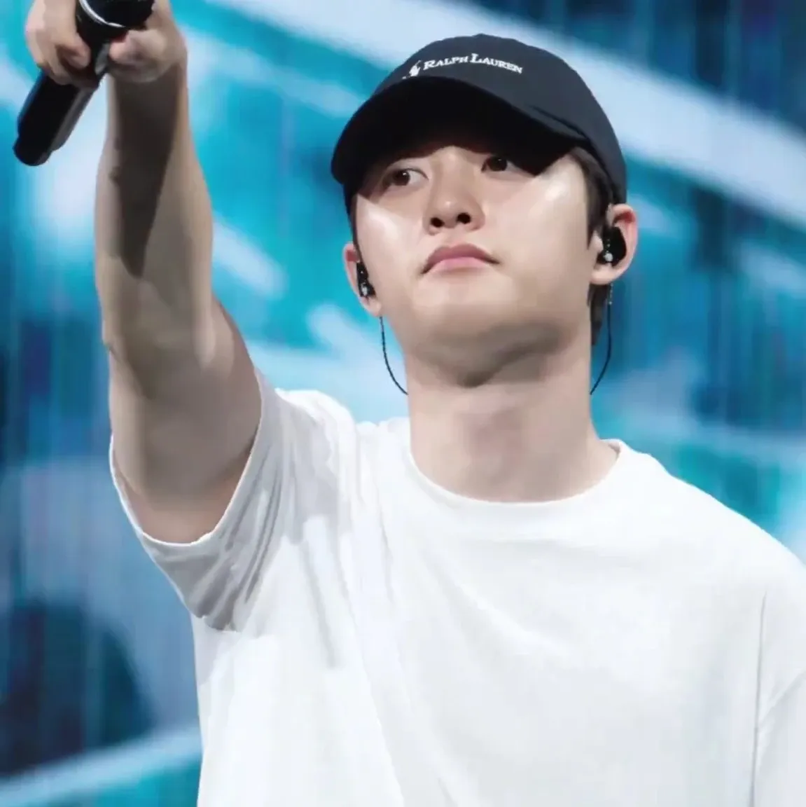 Foto terbaru D.O. (EXO)