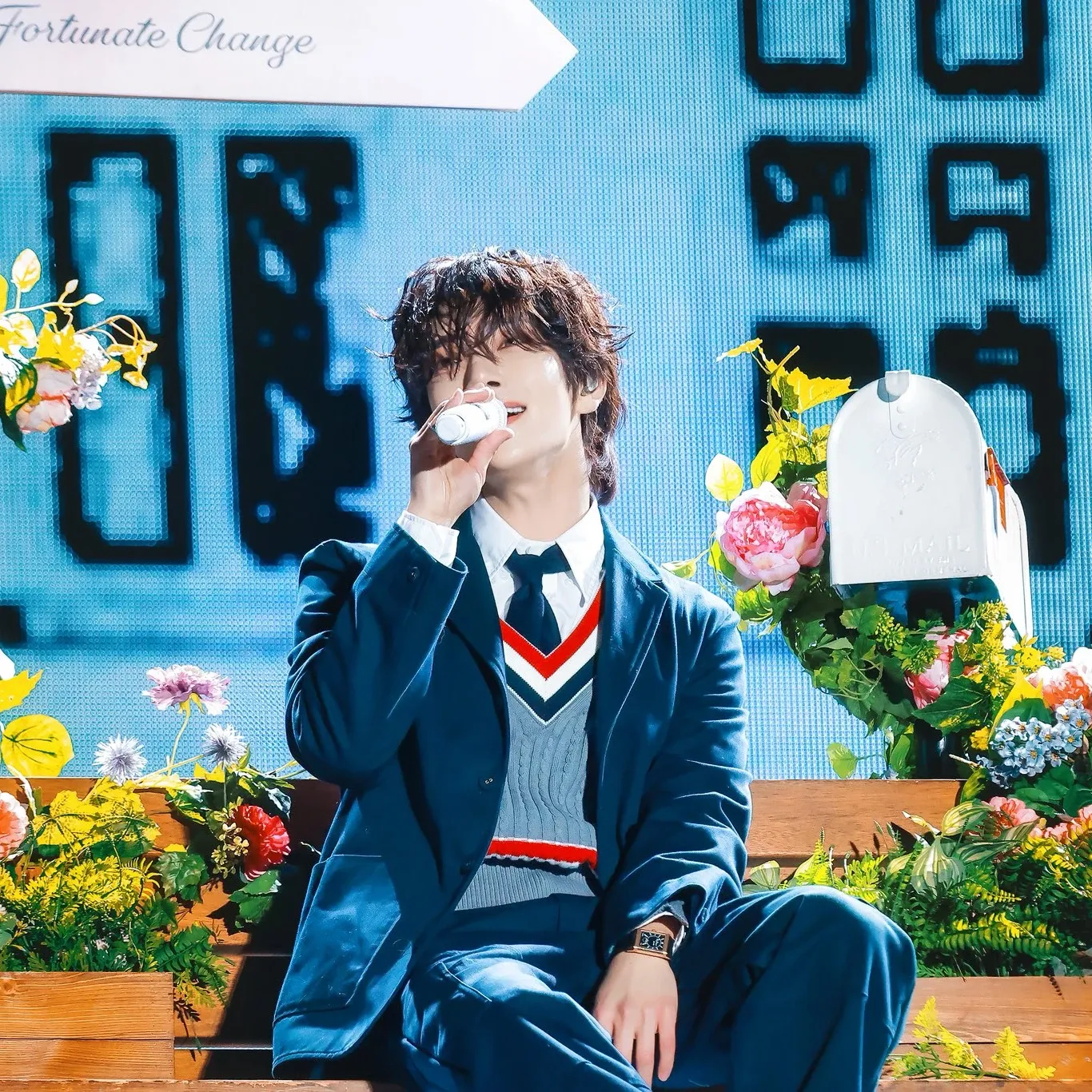 Latest photo of Joshua (SEVENTEEN)