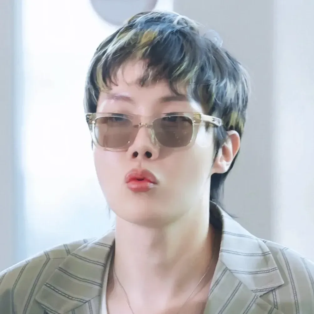 Potret di balik layar j-hope (BTS)