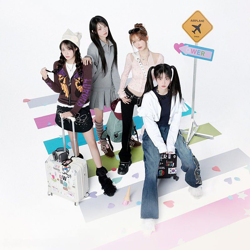 Behind-the-scenes cut of QWER