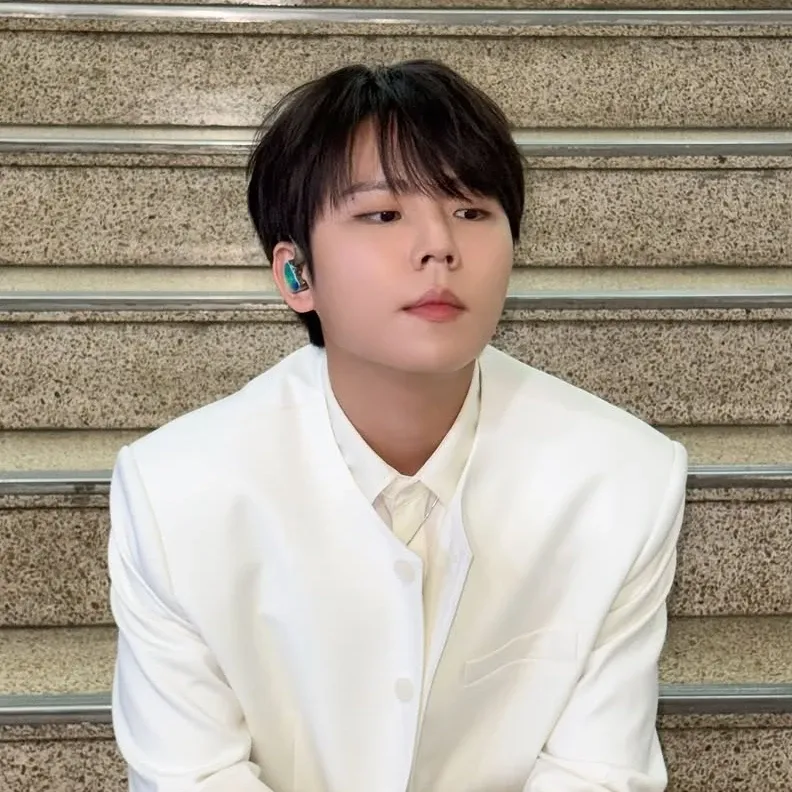 Recent activity shot of Jung Seunghwan