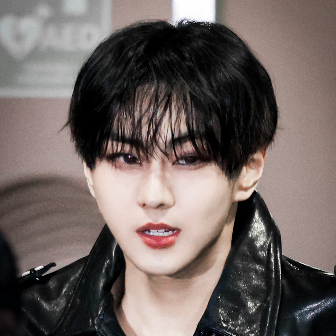 Latest photo of Jungwon (ENHYPEN)