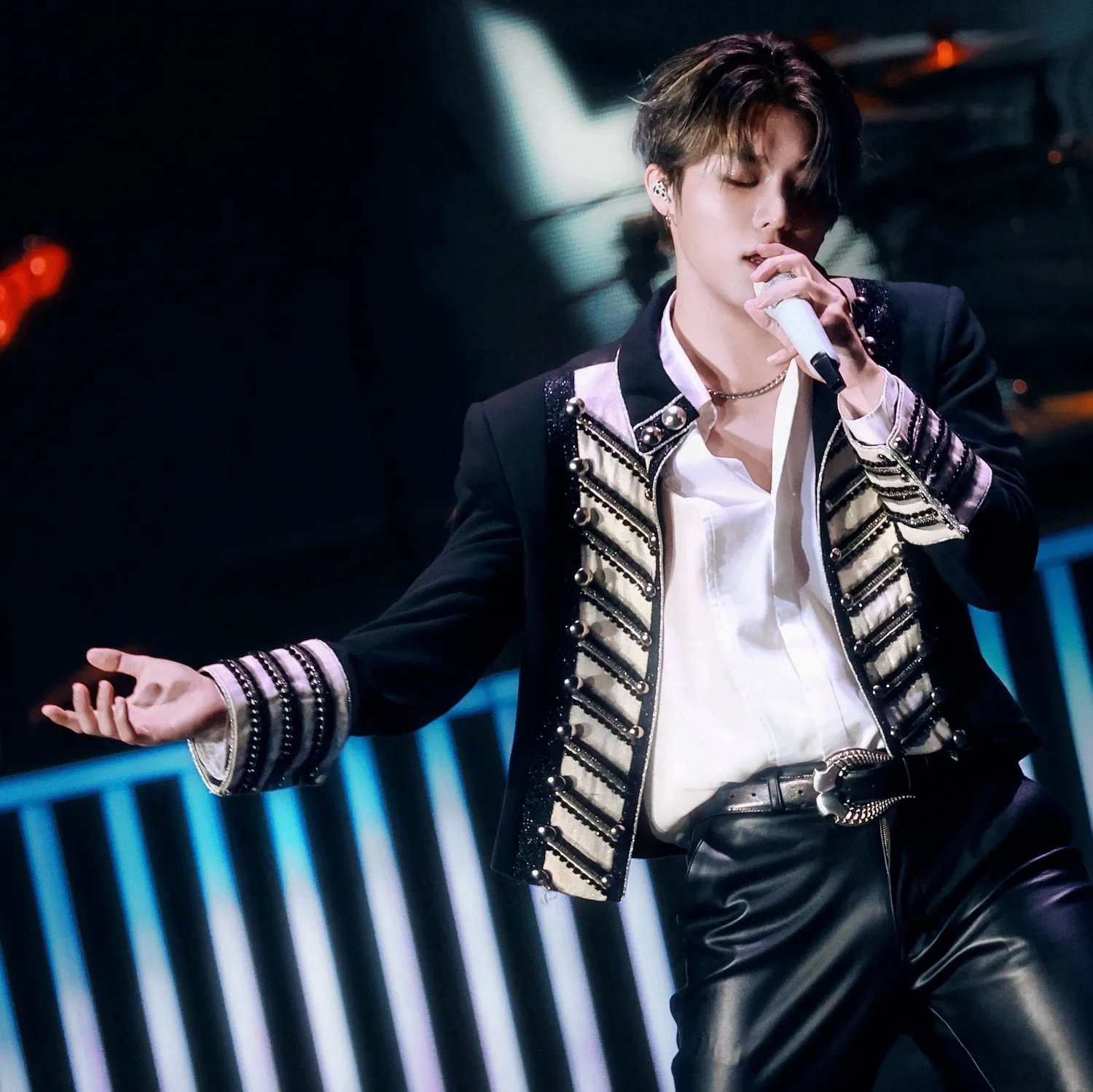 Latest photo of Park Jeongwoo (TREASURE)