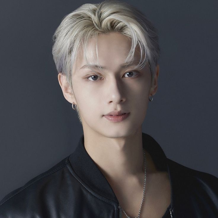 Latest photo of Jun (SEVENTEEN)