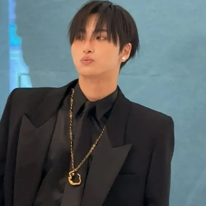 ATEEZの舞台裏ショット