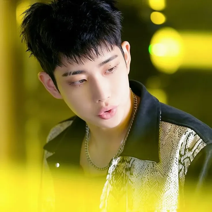 Latest photo of MJ (ASTRO)