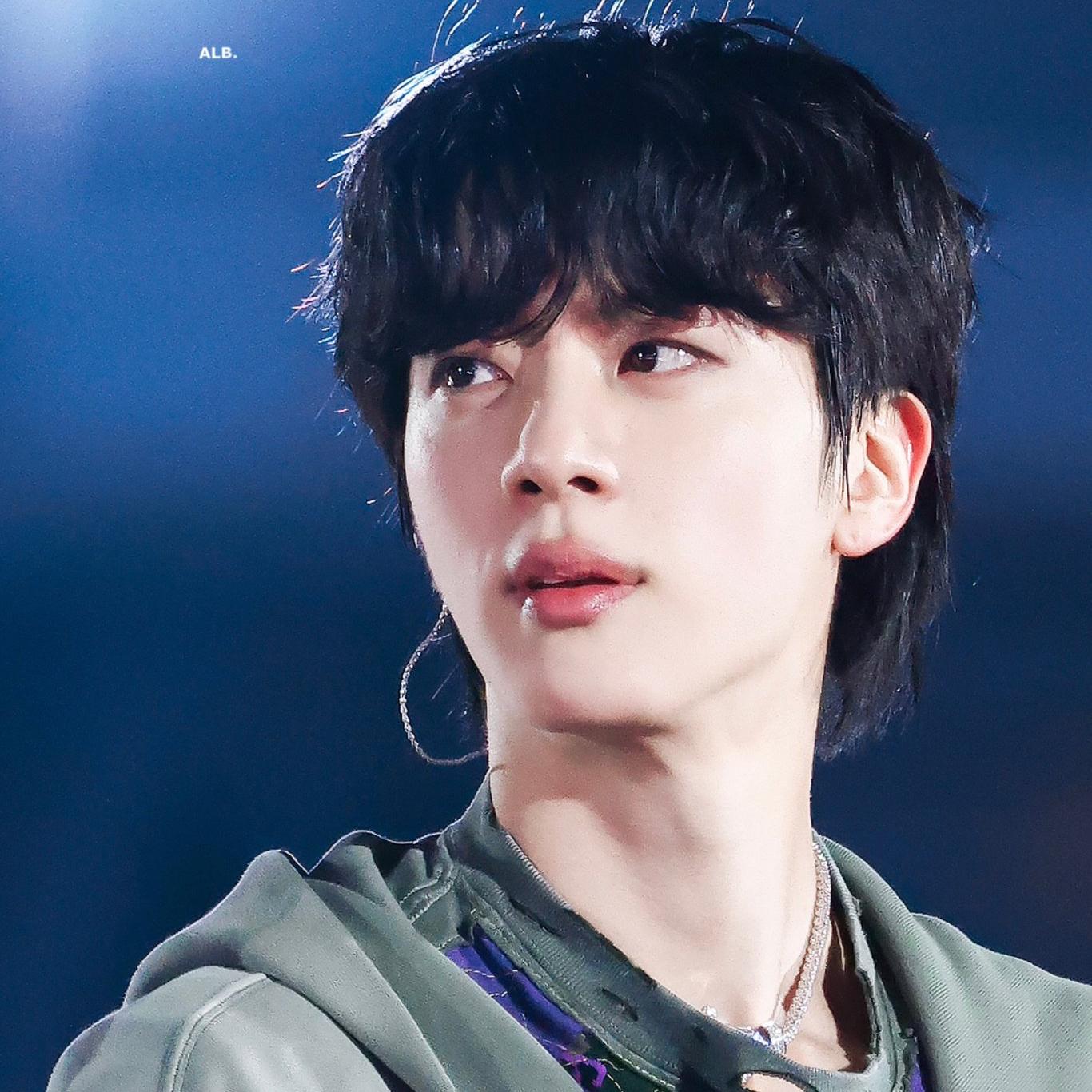 Behind-the-scenes cut of Jin (BTS)