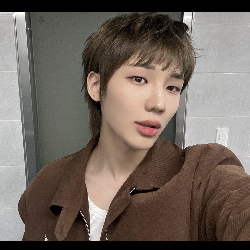 A moment captured by Junhyeok (TNX)'s fan