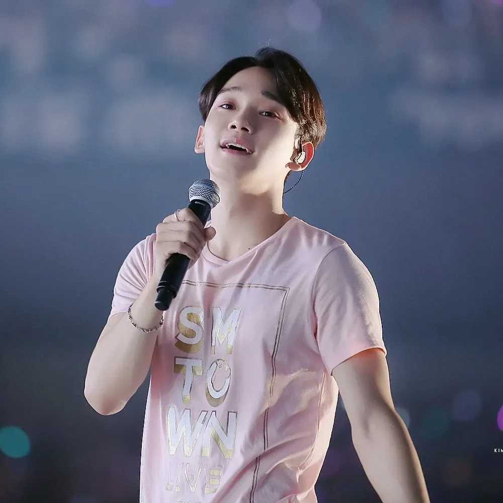 Recent activity shot of Chen (EXO)