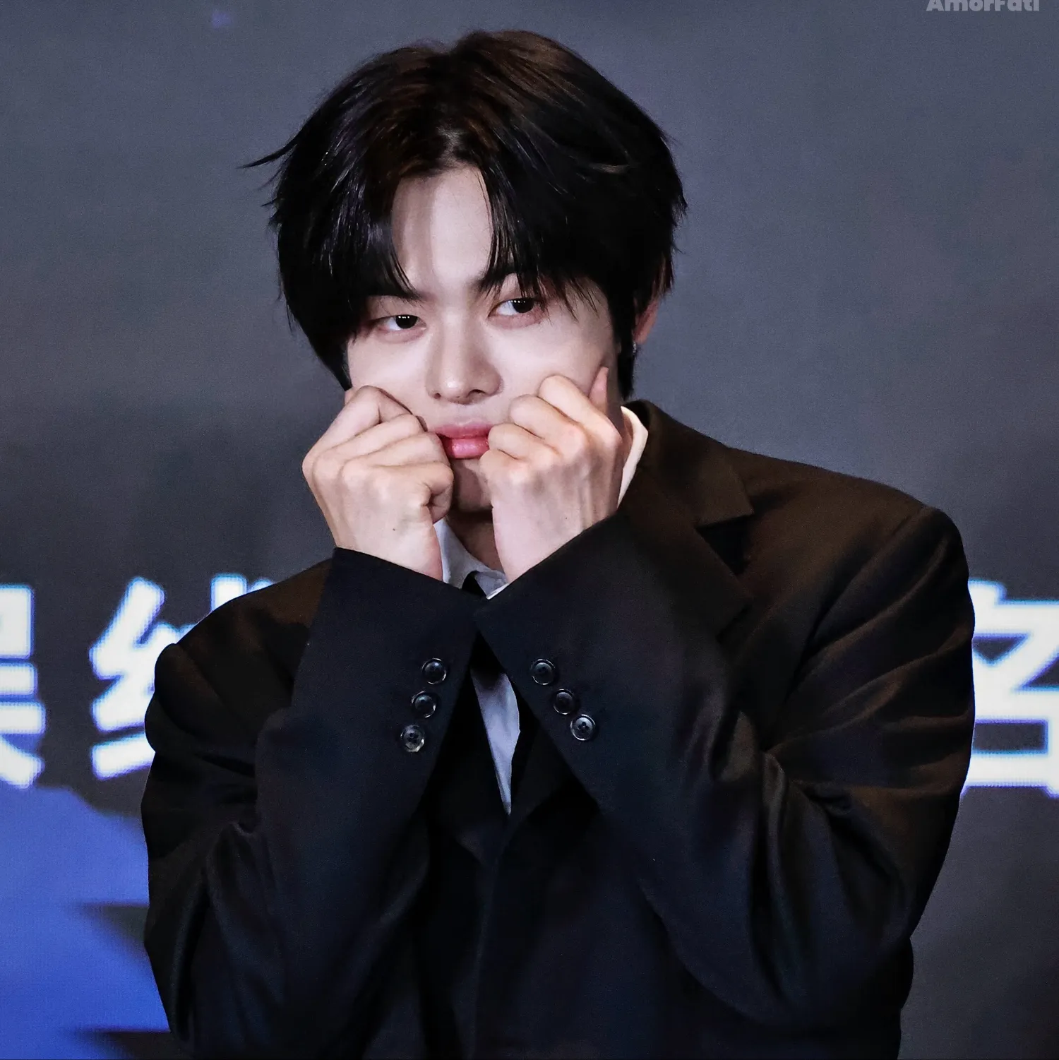 Popular K-POP post loved by fans