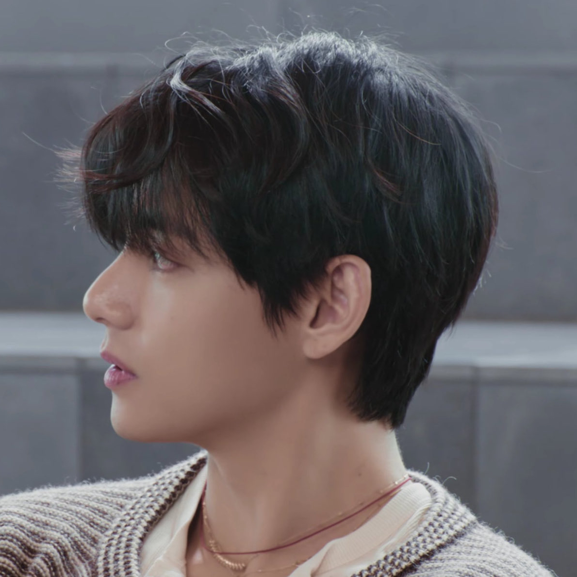 뷔 (방탄소년단) 최근 활동샷