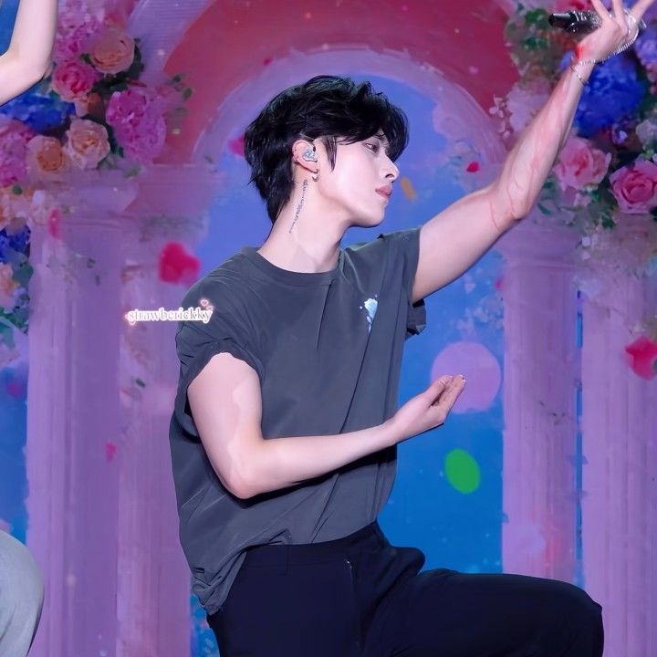 Behind-the-scenes cut of Ricky (ZEROBASEONE)