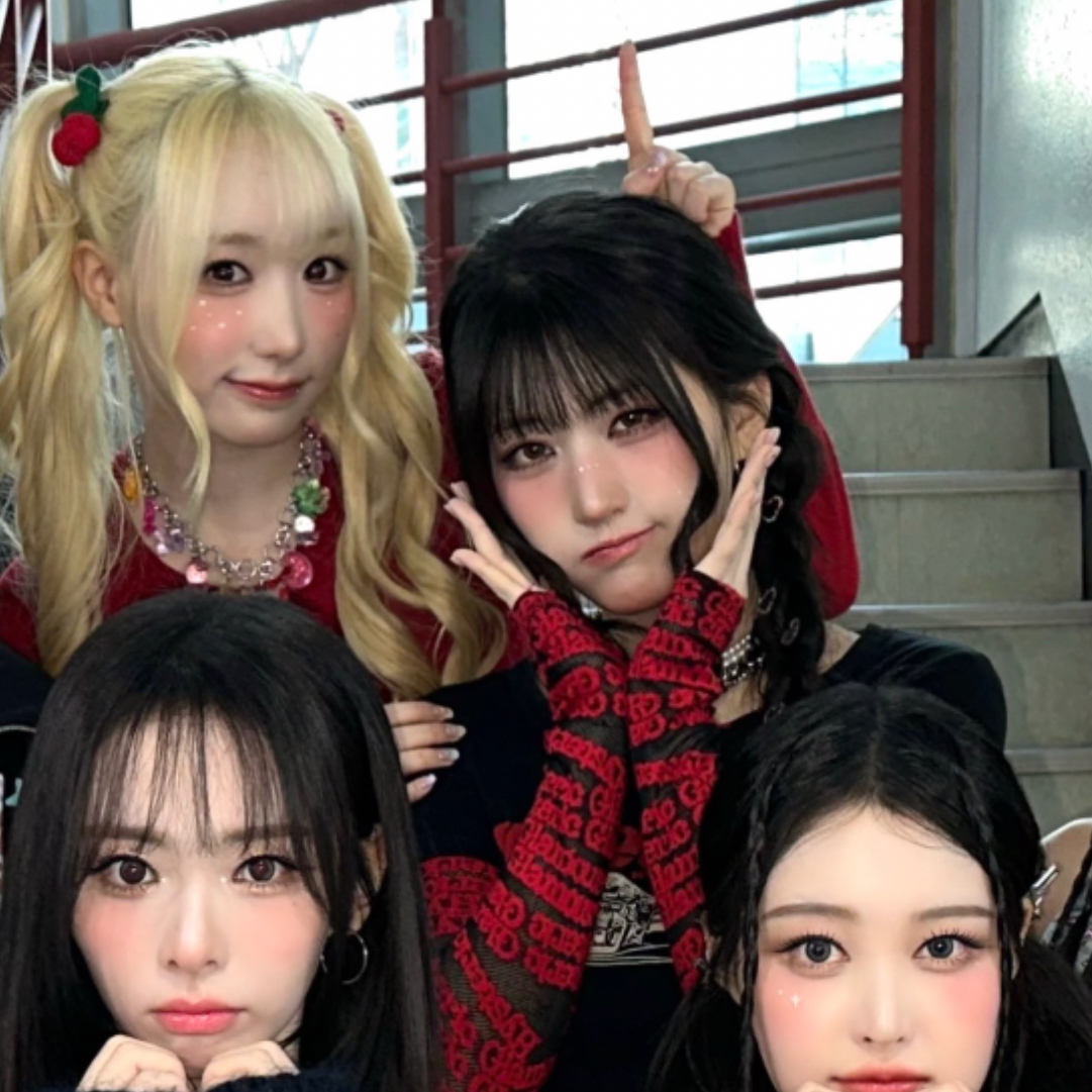 A moment captured by SAY MY NAME's fan