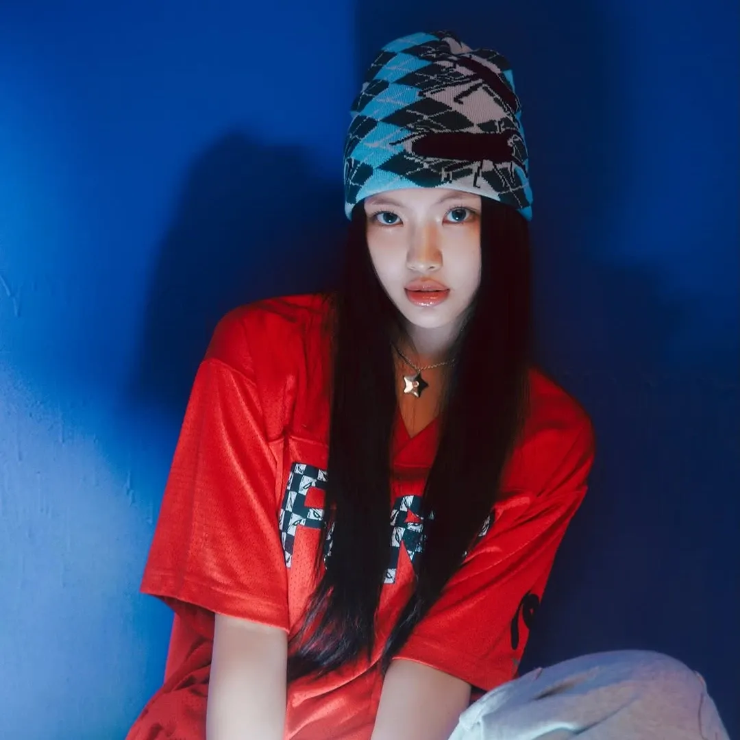 Latest photo of NewJeans