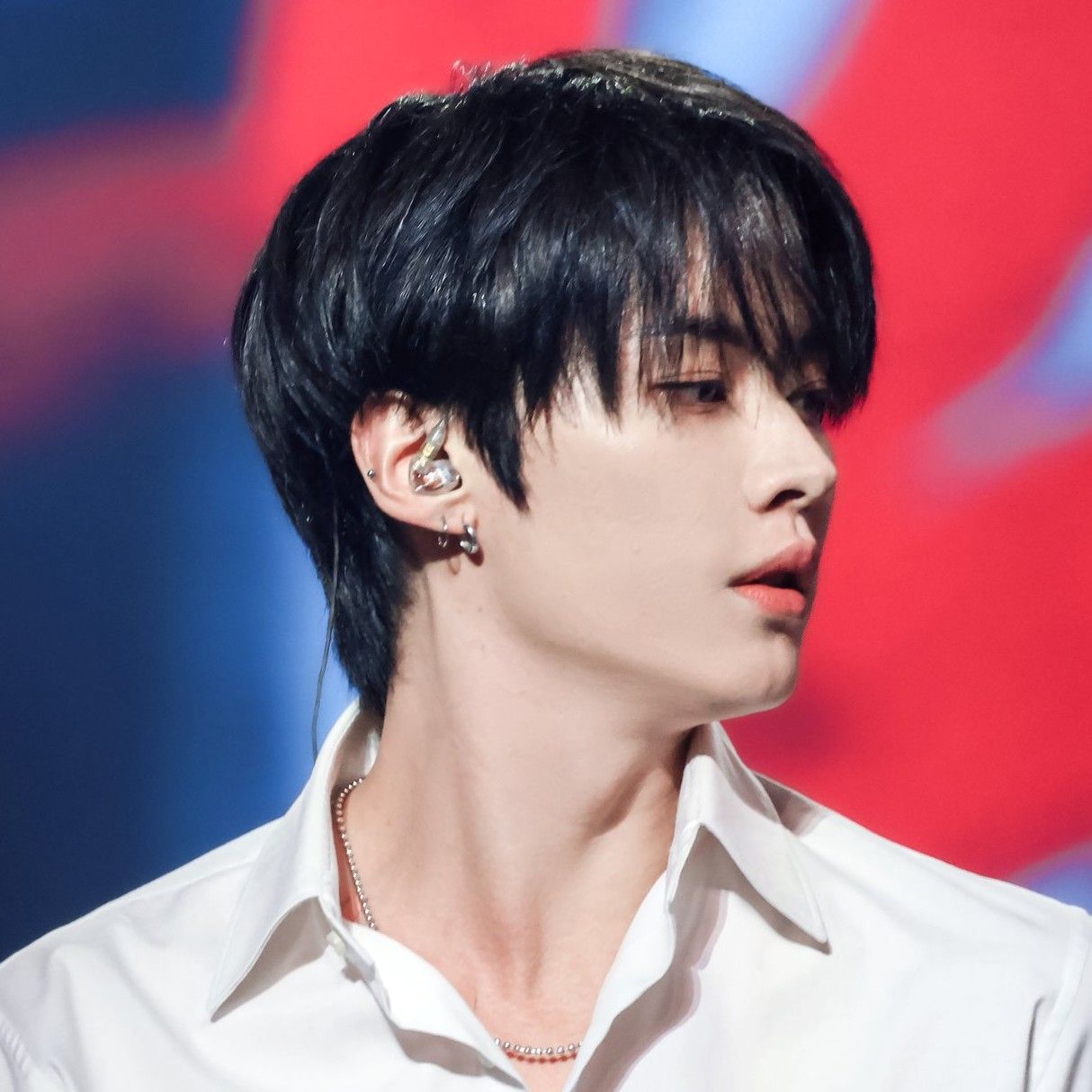 Lee Know (Stray Kids)粉丝拍下的瞬间