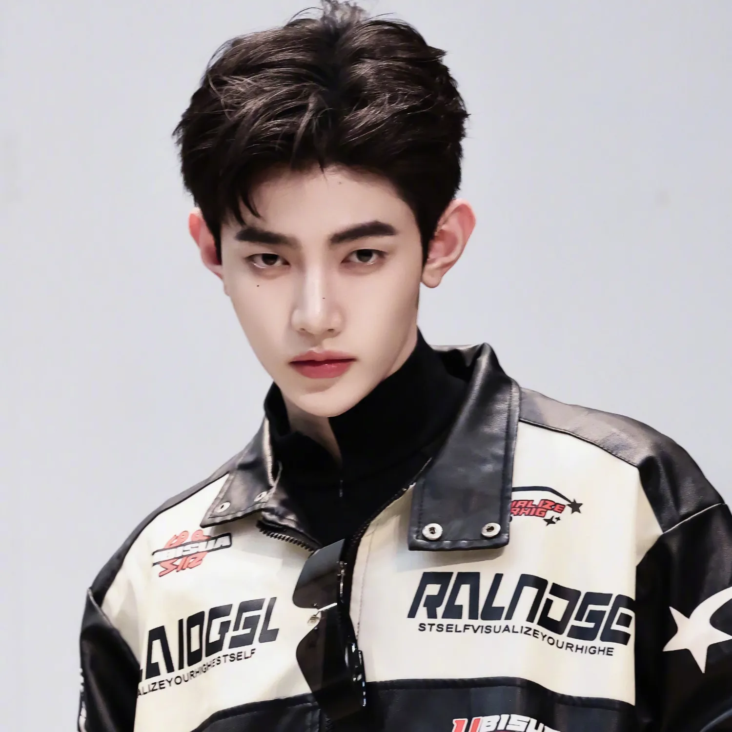 Latest photo of Zhang Hao (AND2BLE)