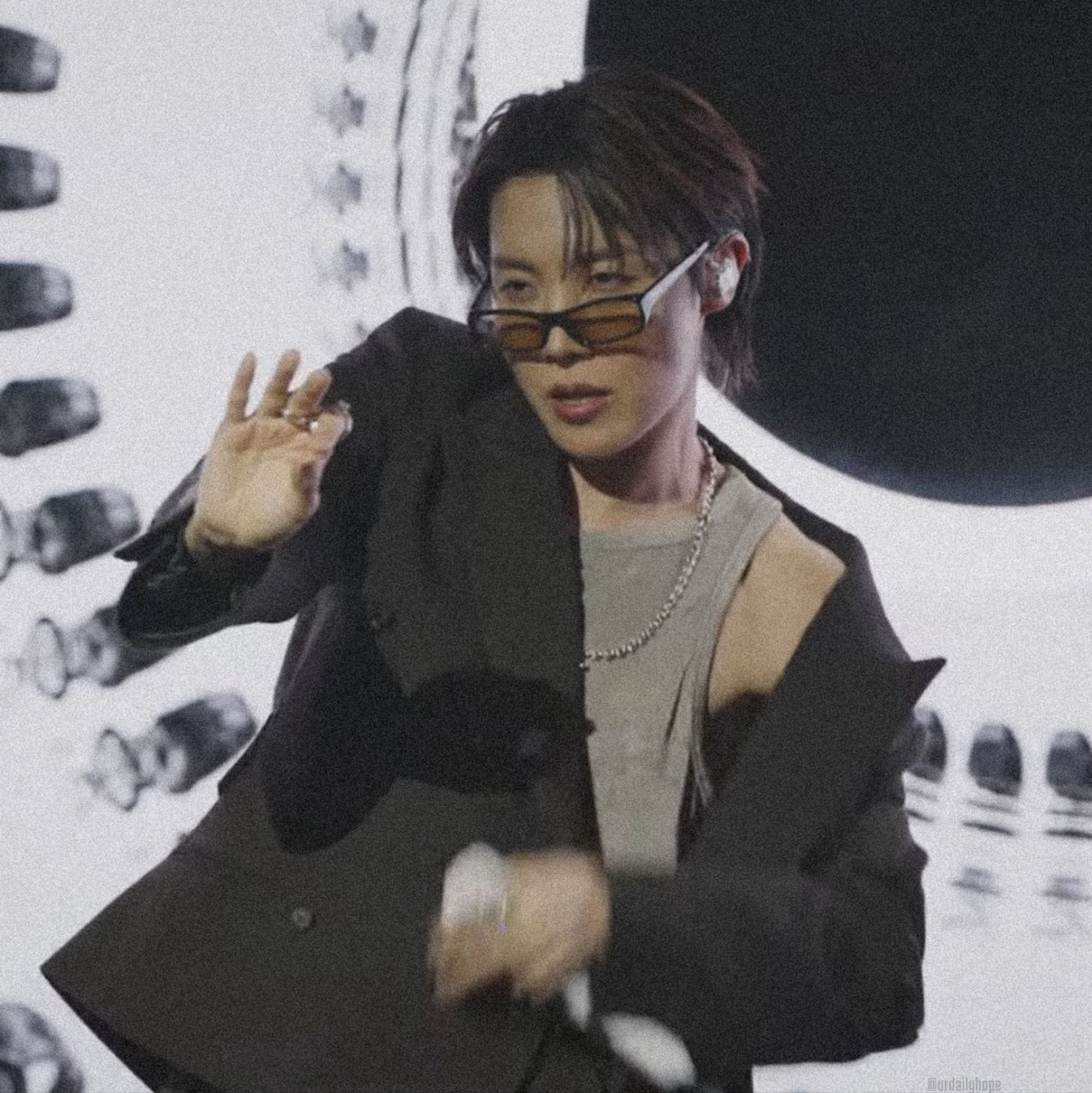 제이홉 (방탄소년단)의 최신 사진