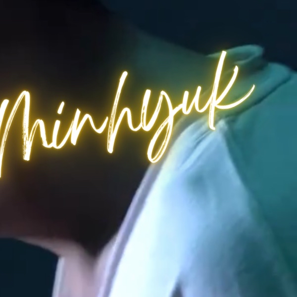 A moment captured by Minhyuk (MONSTA X)'s fan