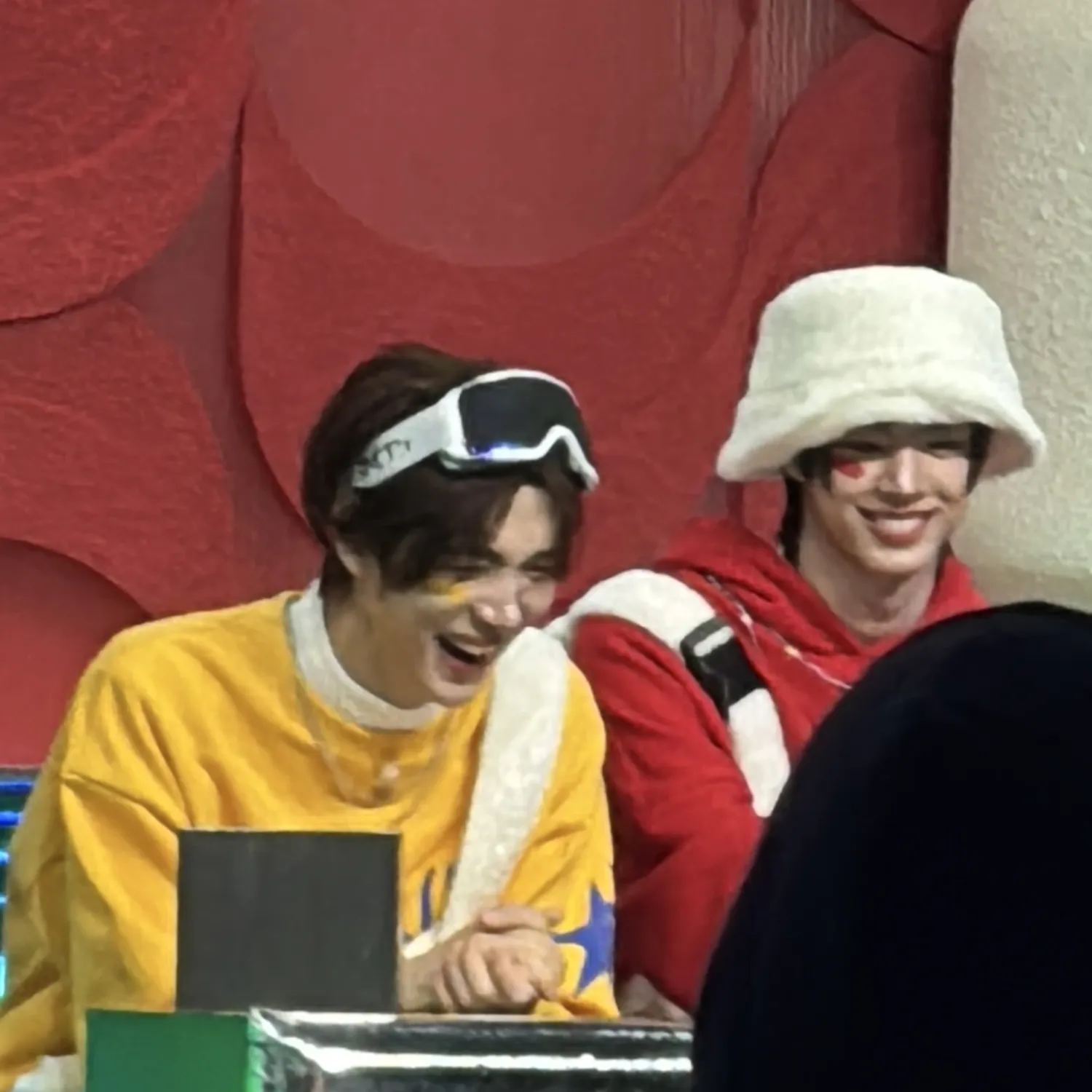 Behind-the-scenes cut of TWS