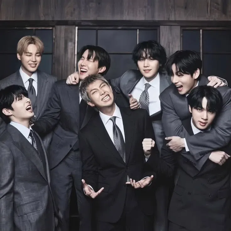 Foto aktivitas terbaru BTS