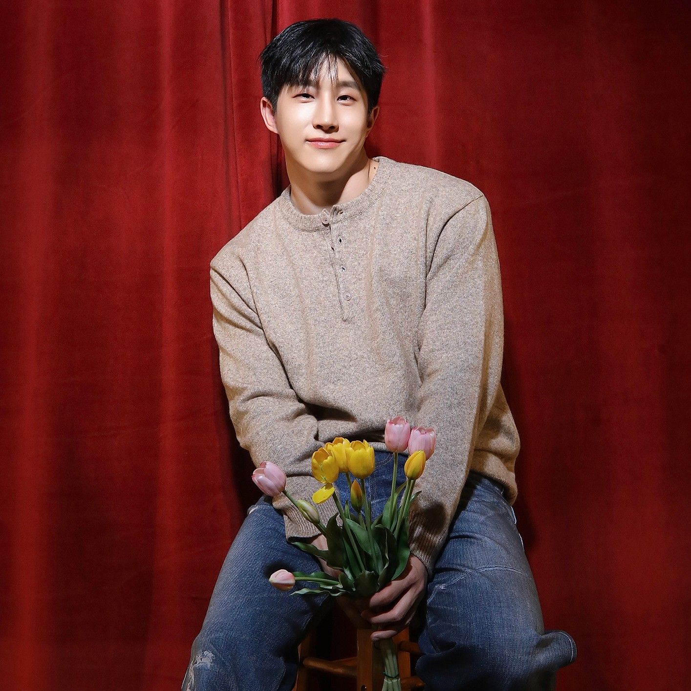 Latest photo of Jinjin (ASTRO)