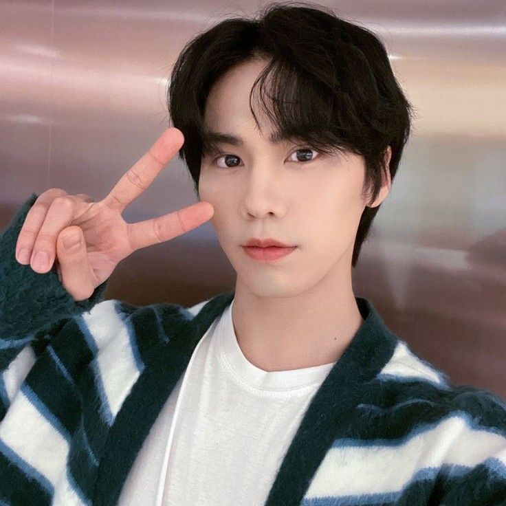 아스트로 최근 활동샷