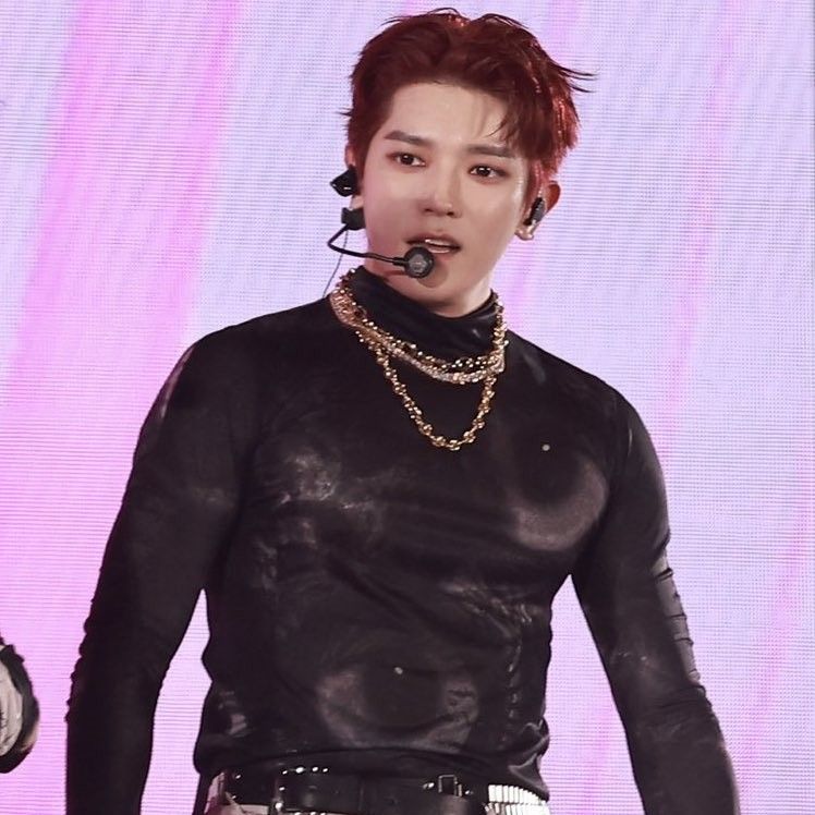 テヨン (NCT 127)の舞台裏ショット