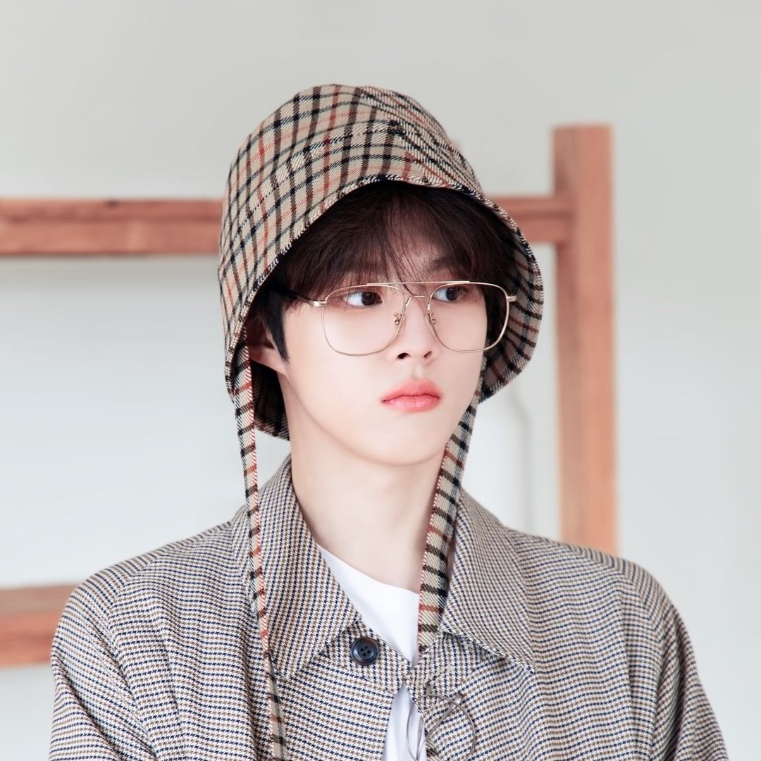 김우석의 최신 사진