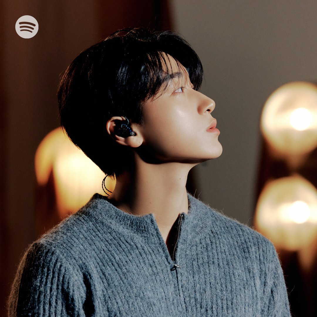 Behind-the-scenes cut of San (ATEEZ)