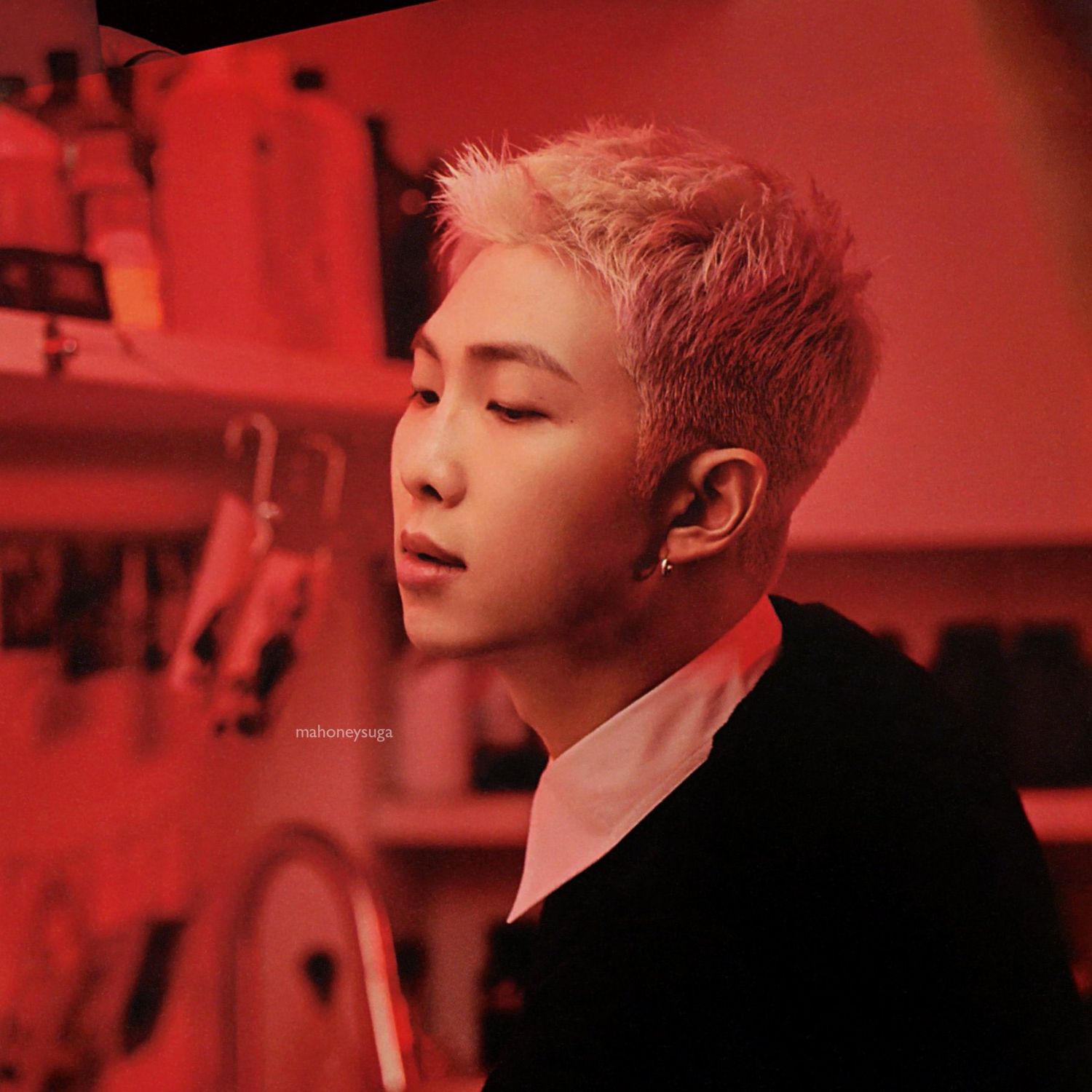 Behind-the-scenes cut of BTS