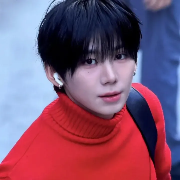 Behind-the-scenes cut of AHOF