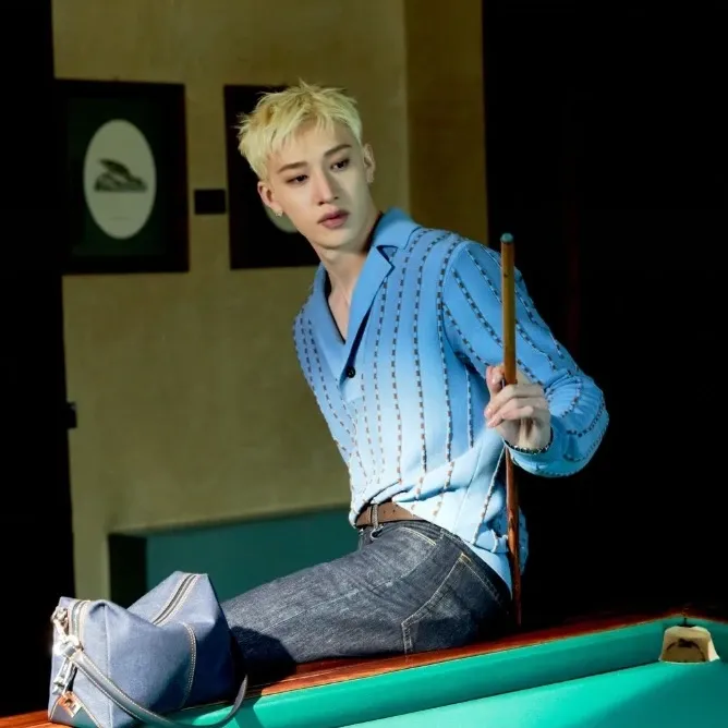 방찬 (Stray Kids)의 비하인드 컷