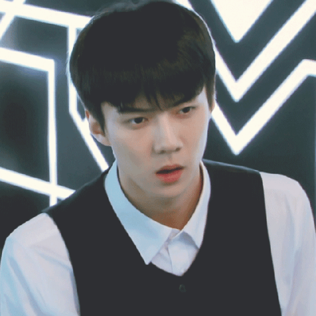 Foto terbaru Sehun (EXO)