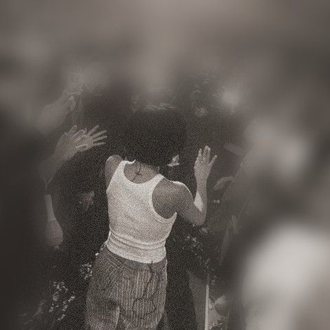 Behind-the-scenes cut of Hwasa (MAMAMOO)