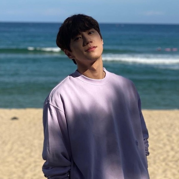 Signature photo of Lee Junyoung capturing their charm