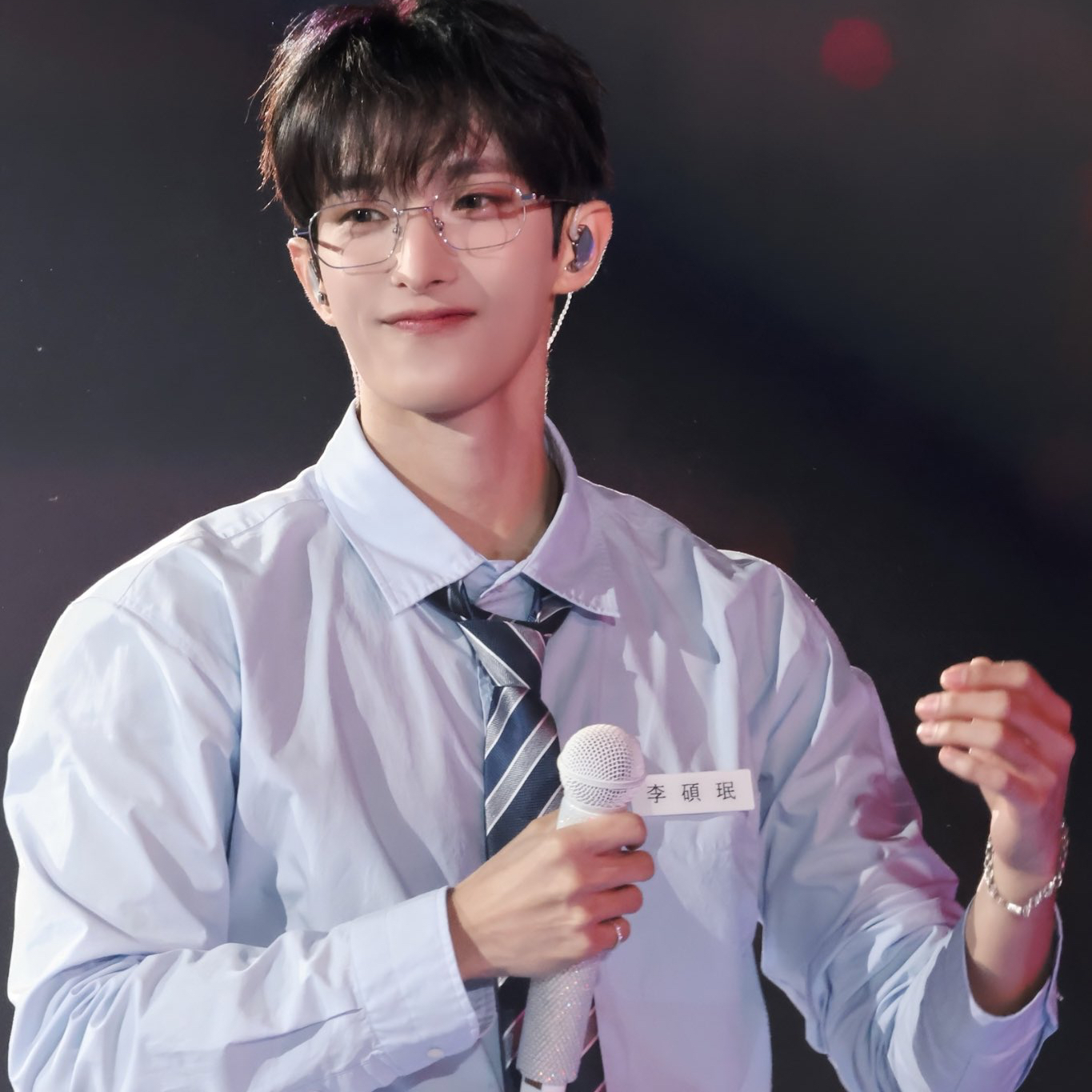 Latest photo of DK (SEVENTEEN)
