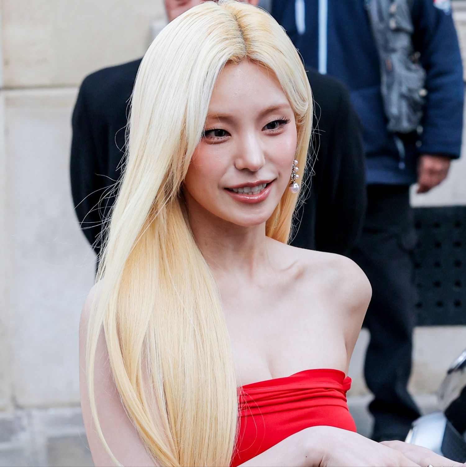 Recent activity shot of Yeji (ITZY)