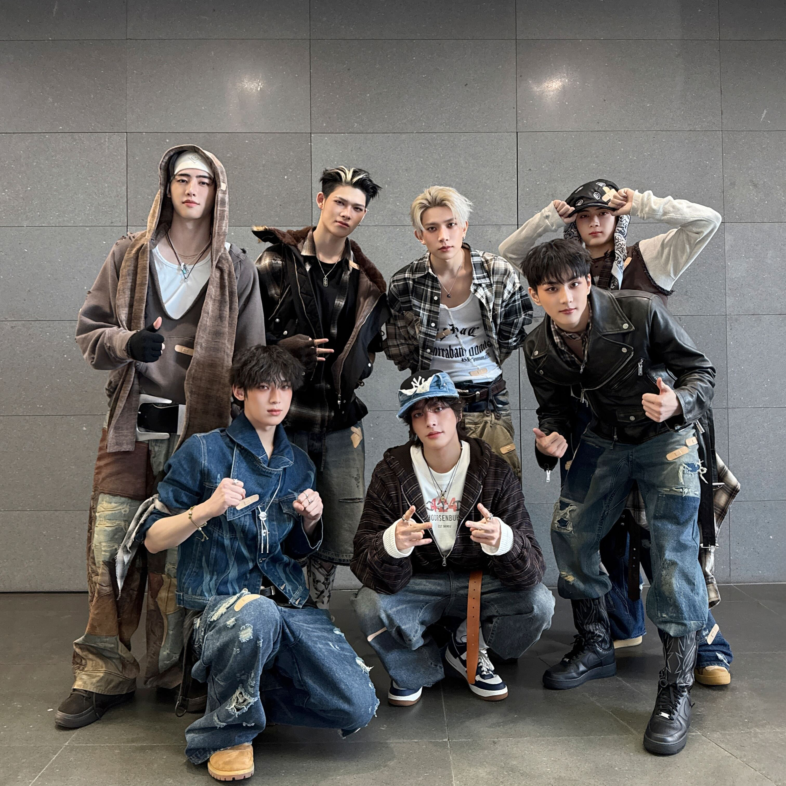 ENHYPEN的最新照片