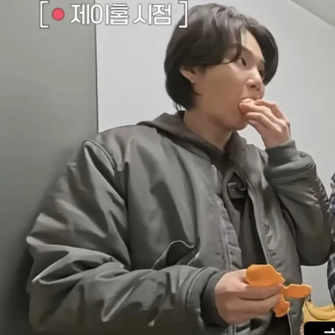 Momen yang diabadikan oleh penggemar SUGA (BTS)