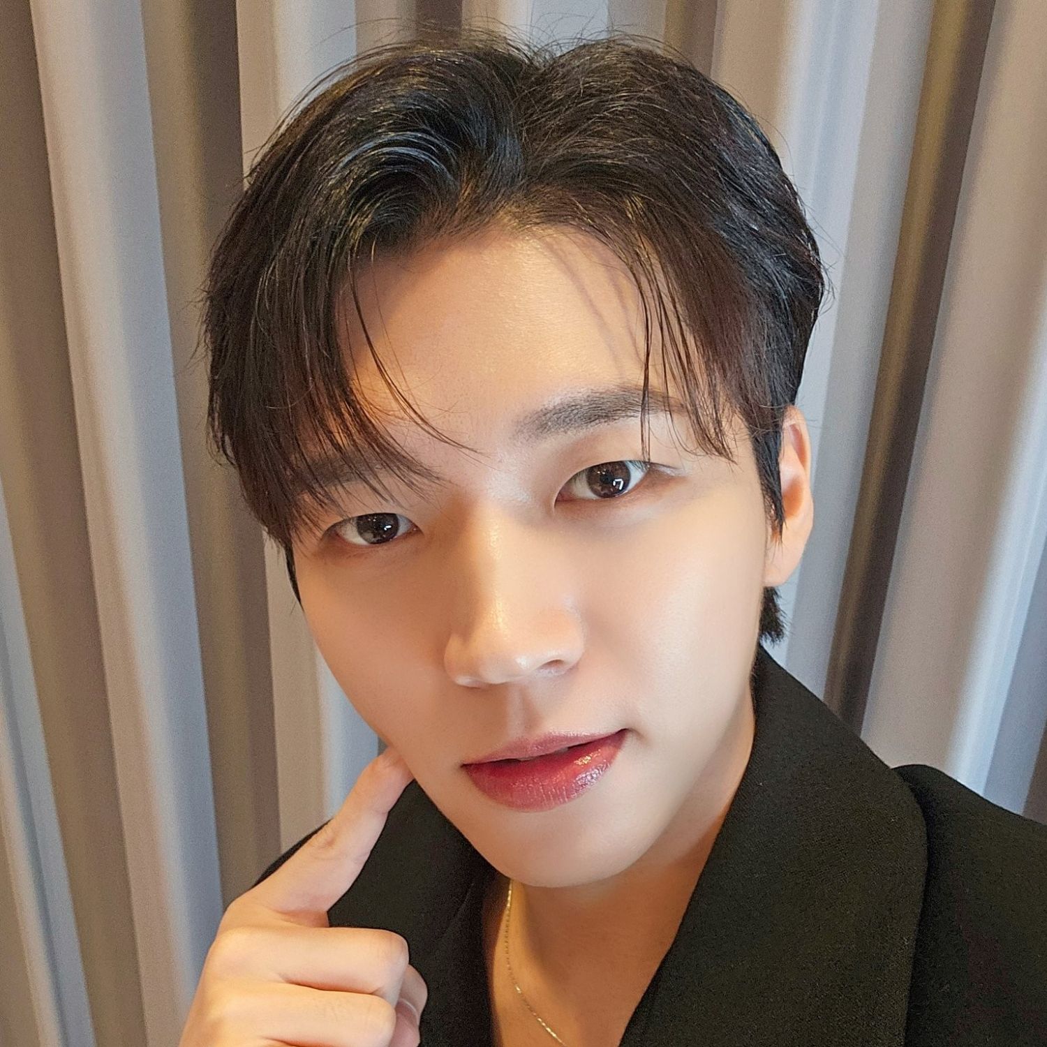 Behind-the-scenes cut of Woohyun (INFINITE)