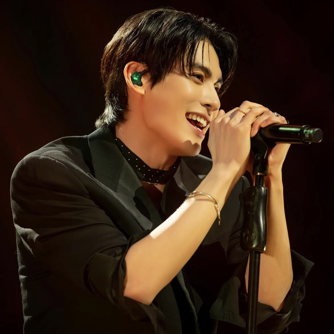 Recent activity shot of Taeyang (SF9)