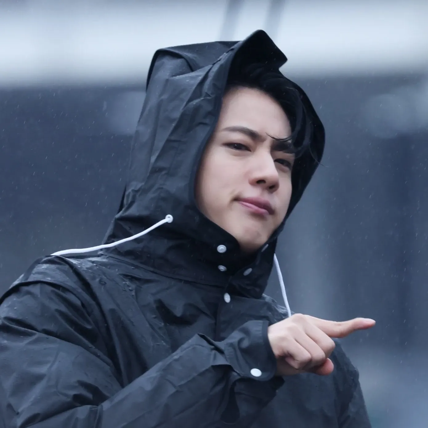 Potret di balik layar Jin (BTS)