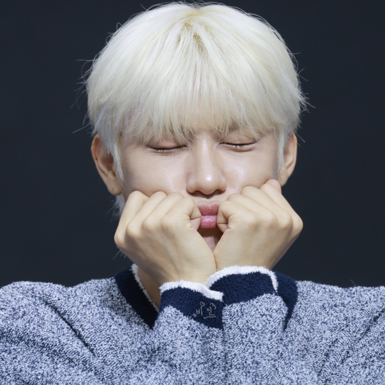 朴佑镇 (AB6IX)粉丝拍下的瞬间