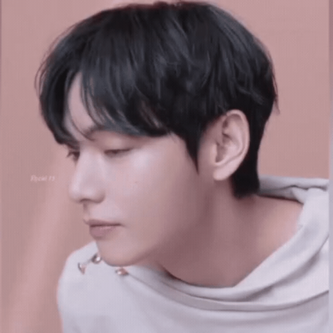 Momen yang diabadikan oleh penggemar V (BTS)