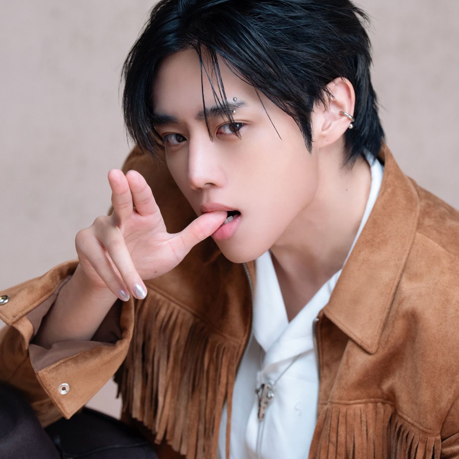 Behind-the-scenes cut of Sunwoo (THE BOYZ)