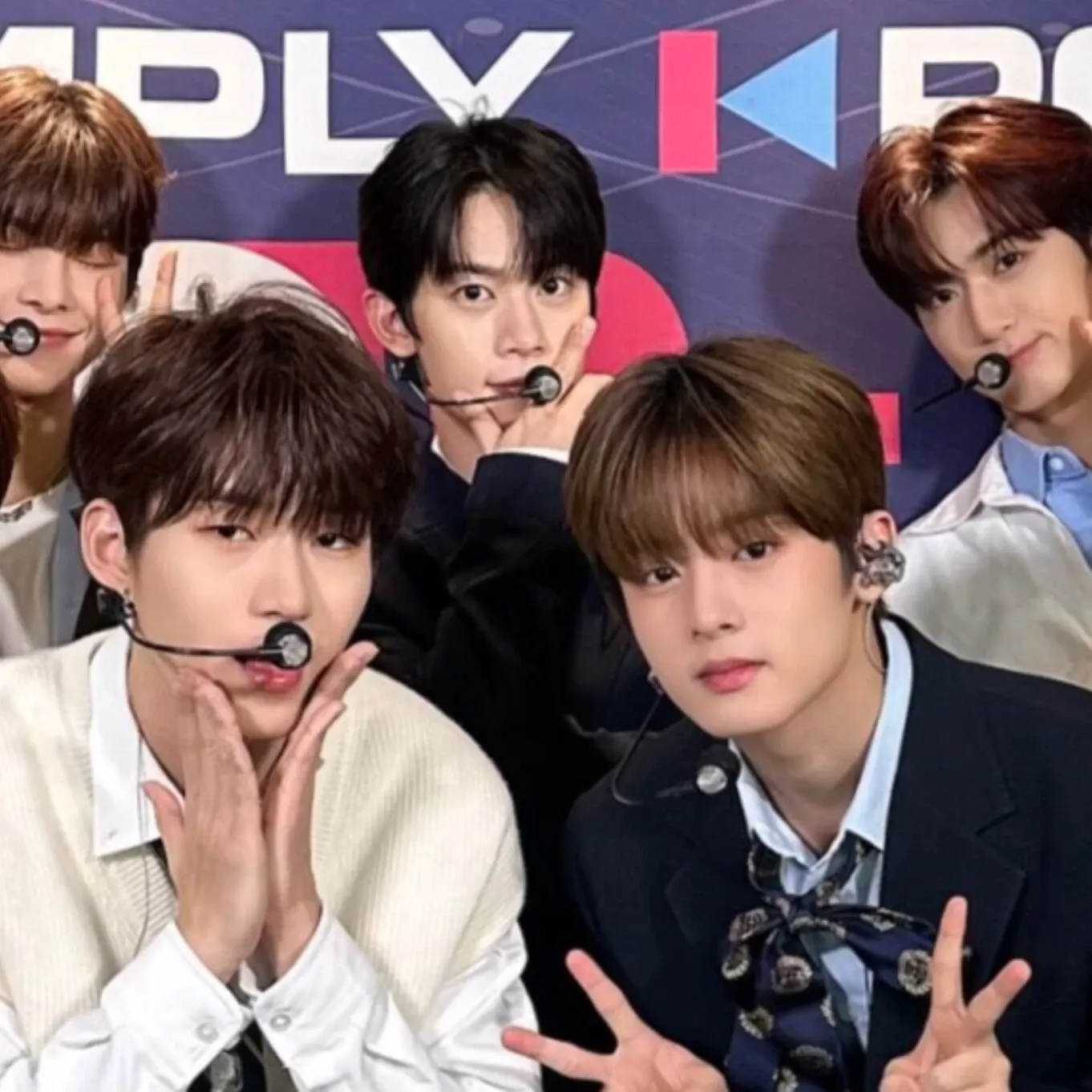 Latest photo of YOUNITE